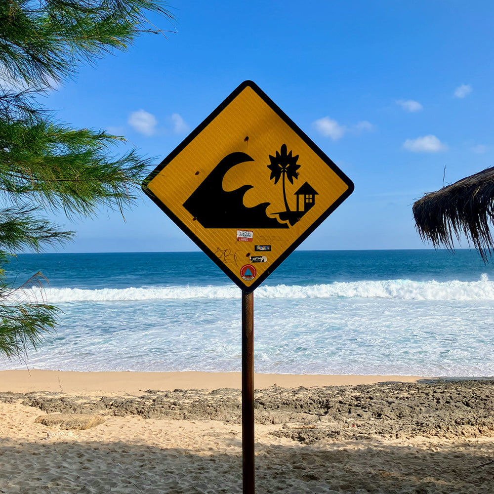 Electric Hydrofoil Board Safety Tips: How to Ride an eFoil Safely and Confidently